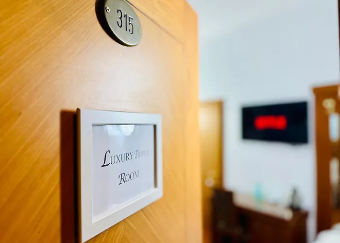 Hotel Oscar 2*