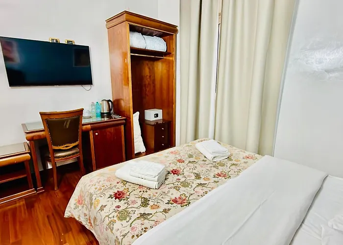 Oscar Hotel